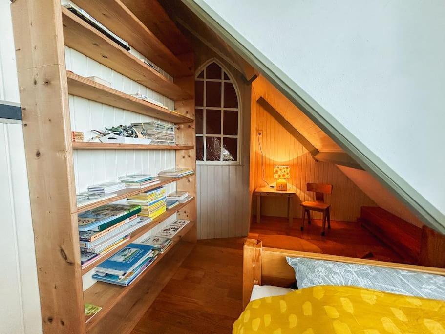 Onder De Kastanje! Villa Koedijk Luaran gambar